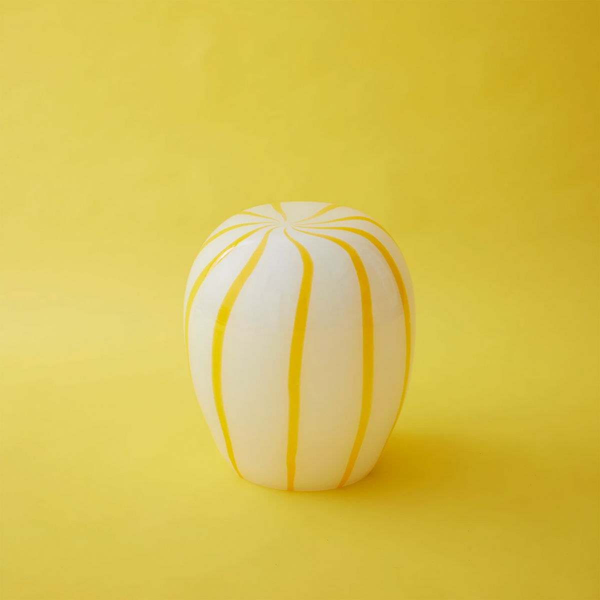Candy Beistelltisch gelb – Studio Berg