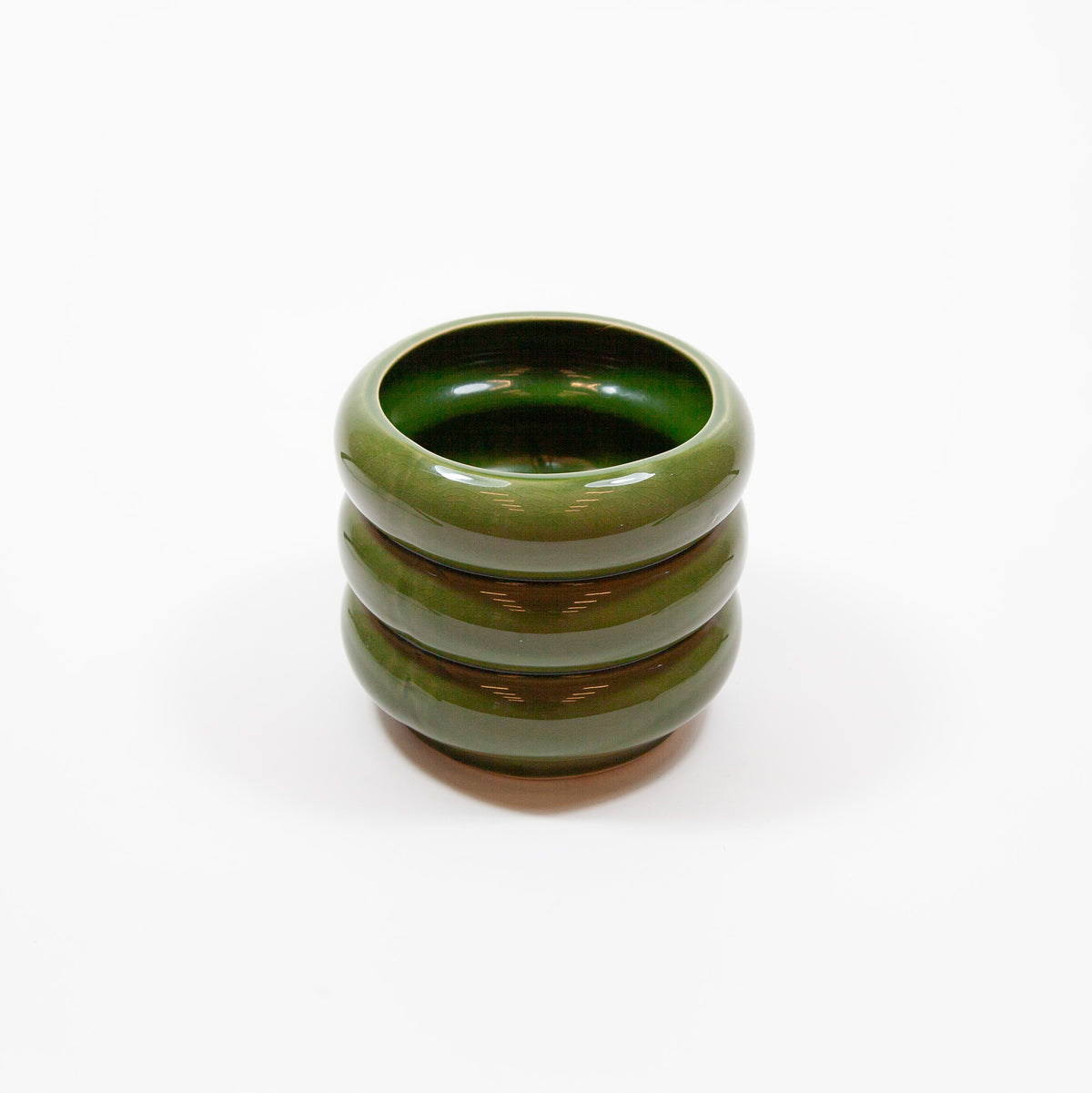 skulpturaler gerillter Blumentopf mit Ringdesign