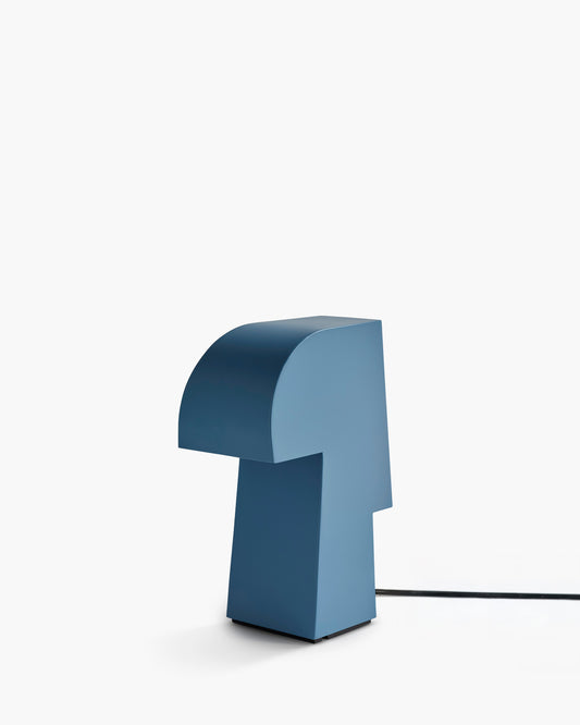 Nizou Tischlampe hellblau – Bob Verhelst for Serax