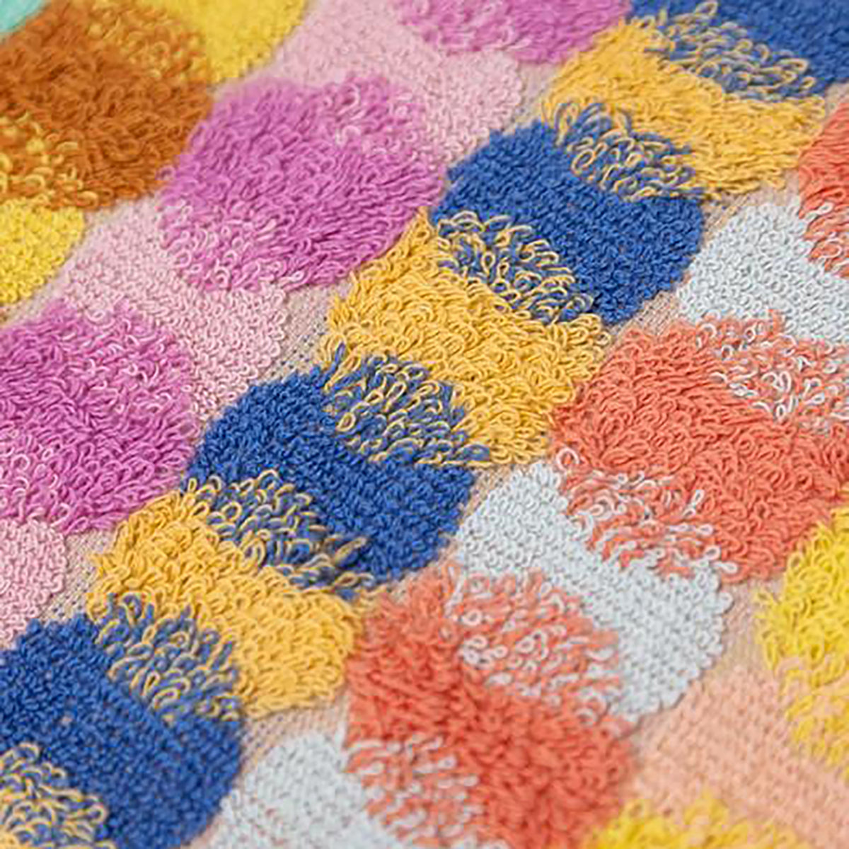 buntes Strandtuch aus Deadstock Garn – Foekje Fleur